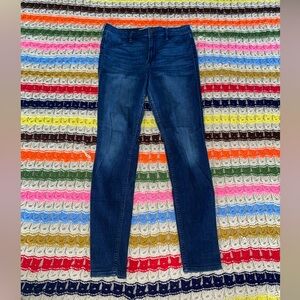 women’s hollister skinny jeans 👖